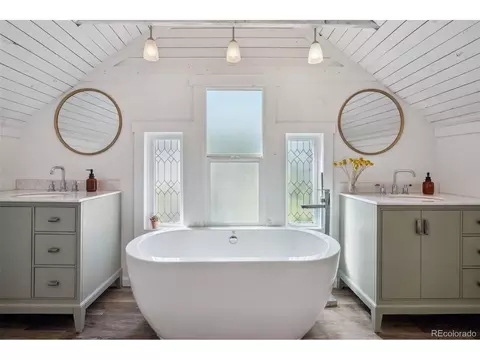 60 Perry St, Denver, CO 80219 photo 27