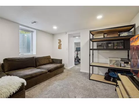 60 Perry St, Denver, CO 80219 photo 34
