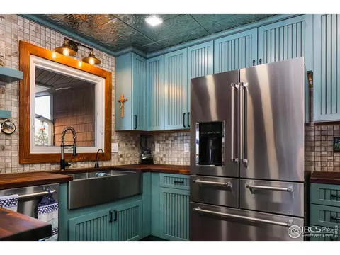 71 Arapahoe Ct, Lyons, CO 80540 photo 6