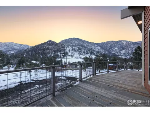 71 Arapahoe Ct, Lyons, CO 80540 photo 4
