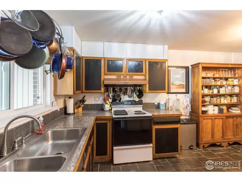 1413 Bradley Dr, Boulder, CO 80305 photo 9