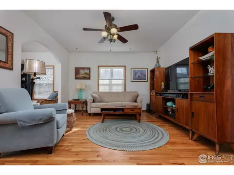 205 E Michigan Ave, Berthoud, CO 80513 photo 4