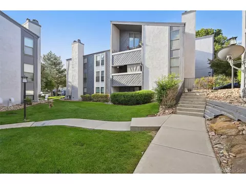 9887 E Peakview Ave #F12, Englewood, CO 80111