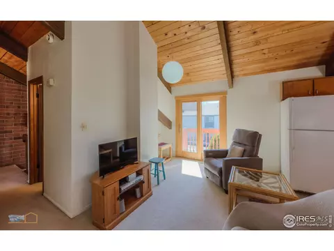 4883 Old Post Cir, Boulder, CO 80301 photo 15