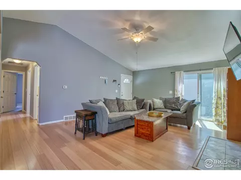 1863 Sumner St, Longmont, CO 80501 photo 5