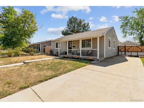 11682 E 7th Ave, Aurora, CO 80010 photo 2