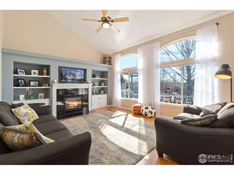 19042 E Powers Pl, Aurora, CO 80015 photo 4