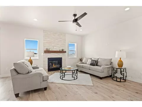 122 7th Ave, Wiggins, CO 80654 photo 3