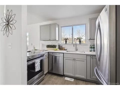 21103 E 42nd Ave, Denver, CO 80249 photo 7
