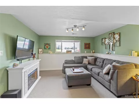 609 E 5th Ave, Longmont, CO 80504 photo 19