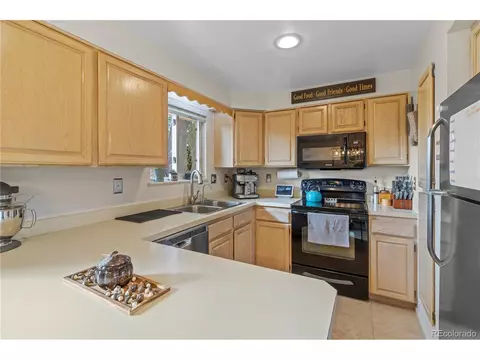 609 E 5th Ave, Longmont, CO 80504 photo 9