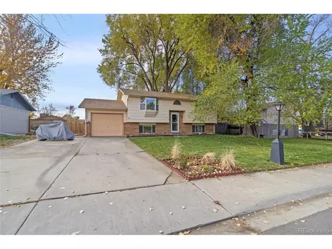609 E 5th Ave, Longmont, CO 80504 photo 2