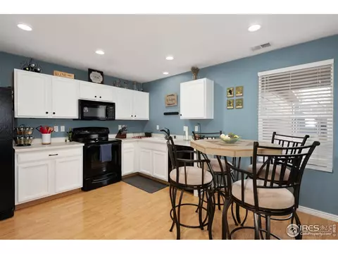 1055 E 78th Pl, Thornton, CO 80229 photo 2