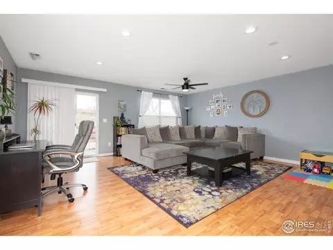 1055 E 78th Pl, Thornton, CO 80229 photo 5