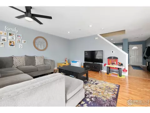 1055 E 78th Pl, Thornton, CO 80229 photo 7
