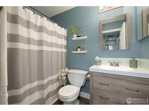 1055 E 78th Pl, Thornton, CO 80229 photo 13