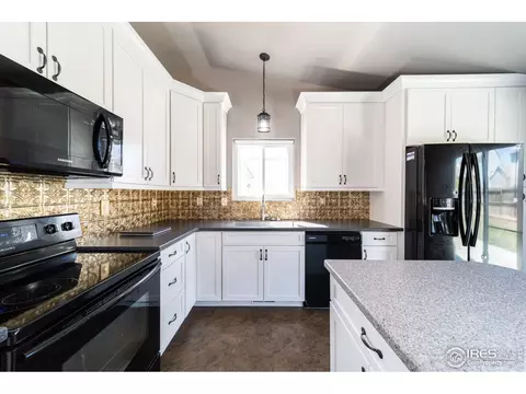 2845 39th Ave, Greeley, CO 80634 photo 14