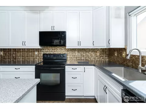 2845 39th Ave, Greeley, CO 80634 photo 11