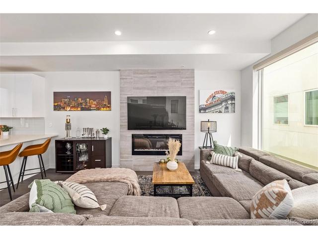 1616 Irving St #1, Denver, CO 80204