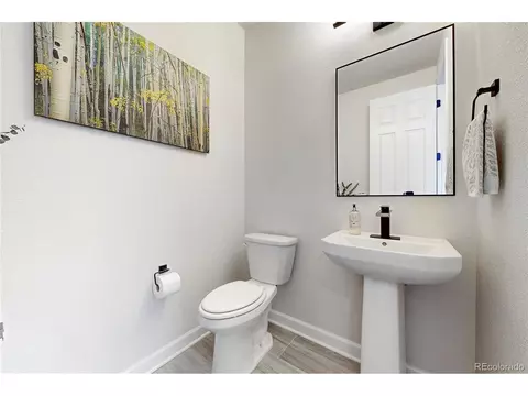 Bath - 2069 E 151st Ave, Brighton, CO 80602 photo 1 of 6