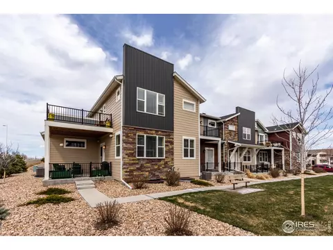 735 Robert St, Longmont, CO 80503 photo 1