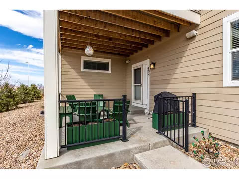 735 Robert St, Longmont, CO 80503 photo 3