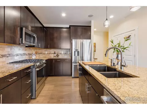 735 Robert St, Longmont, CO 80503 photo 13