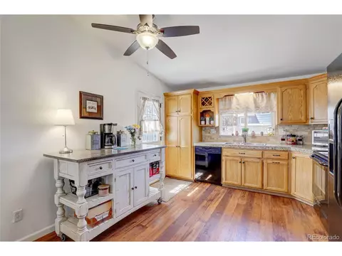 165 Hancock Ct, Bennett, CO 80102 photo 8