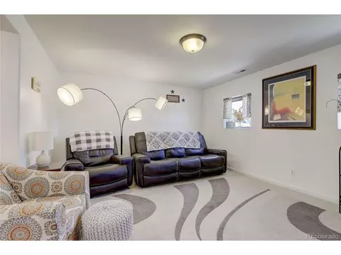 165 Hancock Ct, Bennett, CO 80102 photo 20