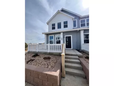 1970 S Haleyville Way, Aurora, CO 80018