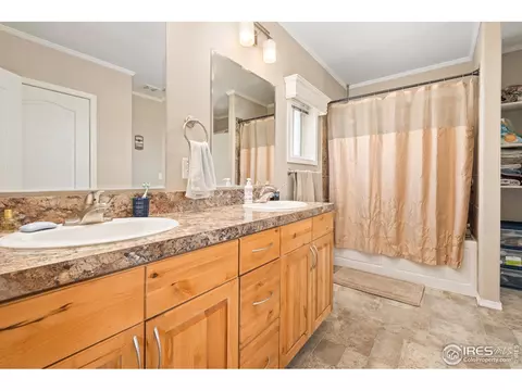 42 S Ranch Rd, Wiggins, CO 80654 photo 6