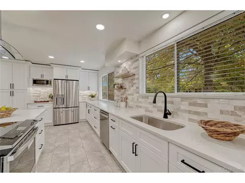 1348 E Jamison Ave, Centennial, CO 80122 photo 8