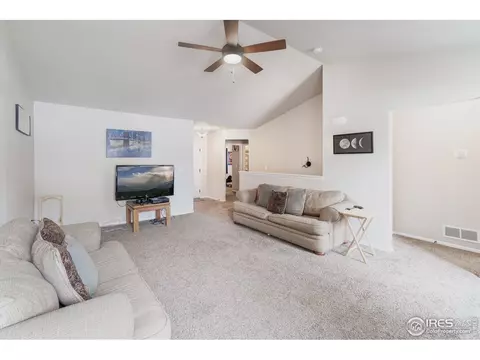 846 Sunlight Peak Dr, Windsor, CO 80550 photo 5