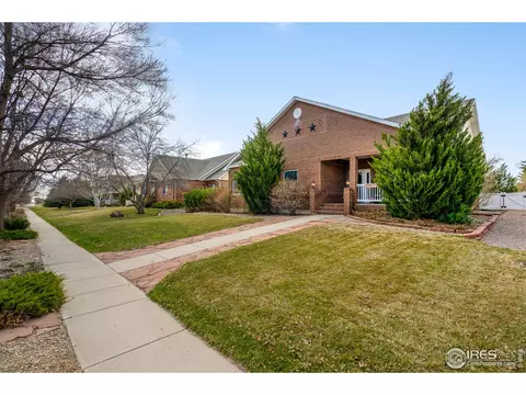 109 E Indiana Ave, Berthoud, CO 80513 photo 2
