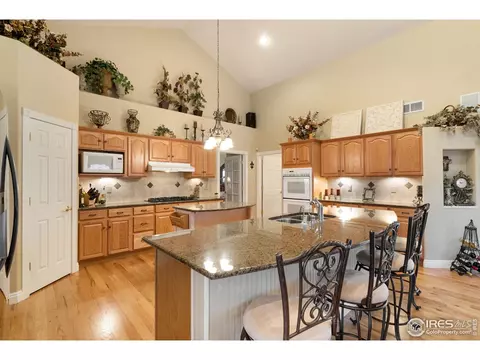 109 E Indiana Ave, Berthoud, CO 80513 photo 7