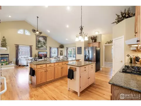 109 E Indiana Ave, Berthoud, CO 80513 photo 9