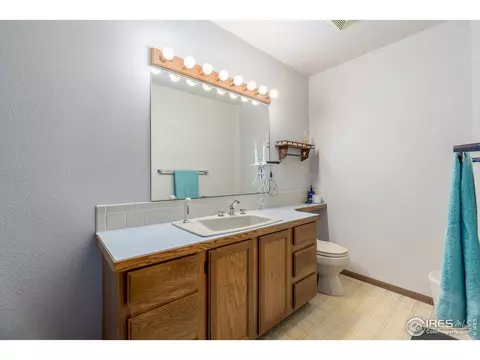 1215 Cedar Dr, Berthoud, CO 80513 photo 18