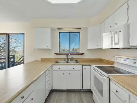 12031 W Dumbarton Dr, Morrison, CO 80465 photo 11