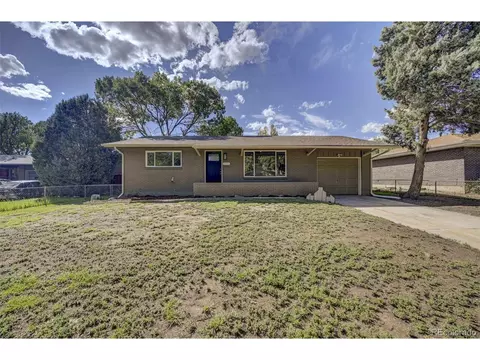 144 Ithaca St, Colorado Springs, CO 80911