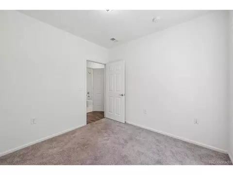 Bedroom - 7777 E 23rd Ave #1403, Denver, CO 80238 photo 3 of 4