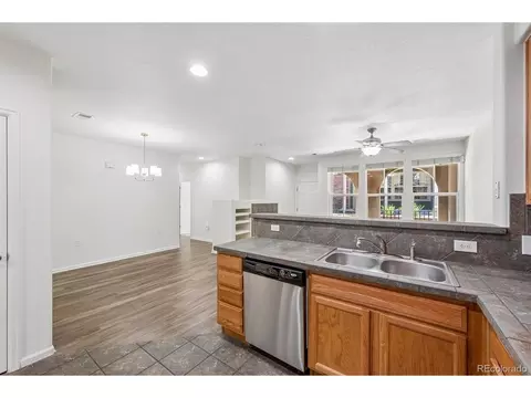 Kitchen - 7777 E 23rd Ave #1403, Denver, CO 80238 photo 2 of 4