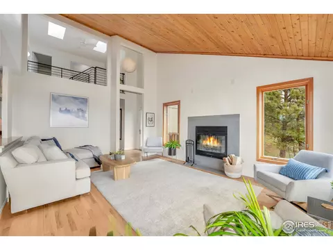 9042 Thunderhead Dr, Boulder, CO 80302 photo 3