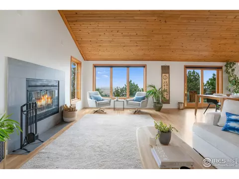 9042 Thunderhead Dr, Boulder, CO 80302 photo 1