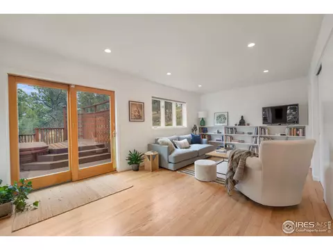 9042 Thunderhead Dr, Boulder, CO 80302 photo 12