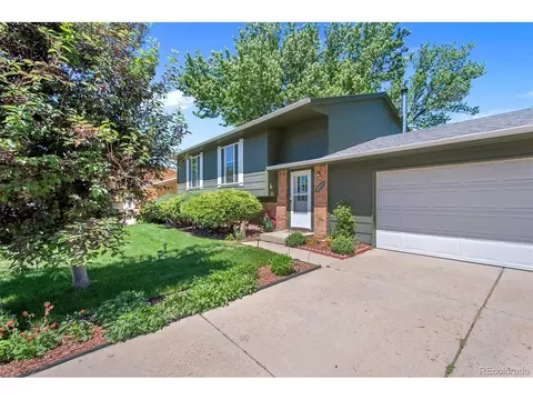 9352 Garrison Dr, Broomfield, CO 80021