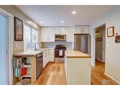 4558 Ashfield Dr, Boulder, CO 80301 photo 9