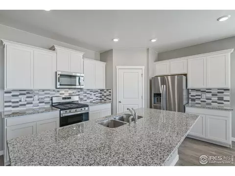 4518 Bishopsgate Dr, Windsor, CO 80550 photo 7
