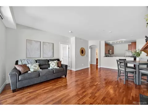 9059 E Panorama Cir #B304, Englewood, CO 80112