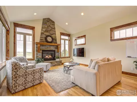 5565 Far View Ct, Windsor, CO 80550 photo 4