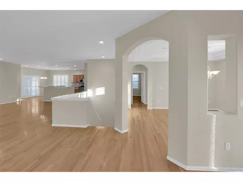 8156 S Tempe Ct, Aurora, CO 80016 photo 5